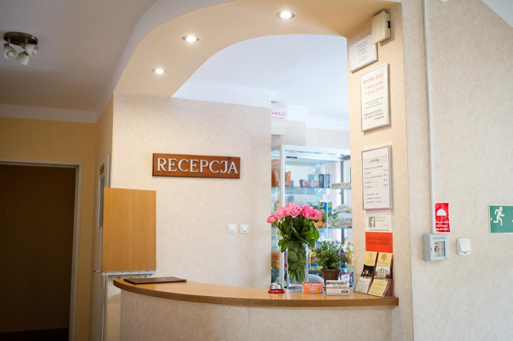Hotel Eden 24H Rzeszow Luaran gambar