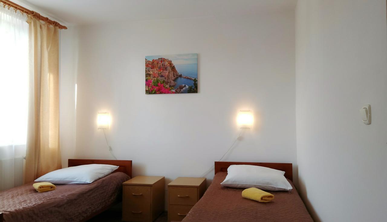 Hotel Eden 24H Rzeszow Luaran gambar